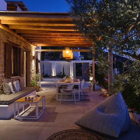 Infinity Sea View Cosy With Private Pool Hébergement de vacances Páros