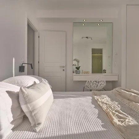 Hébergement de vacances Infinity Sea View Cosy With Private Pool Páros