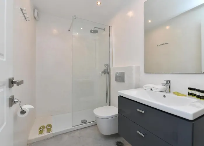 Infinity Sea View Cosy With Private Pool Casa vacanze