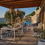 Feriehus Infinity Sea View Cosy With Private Pool
