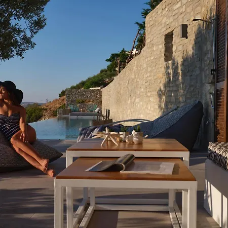 Infinity Sea View Cosy With Private Pool Hébergement de vacances