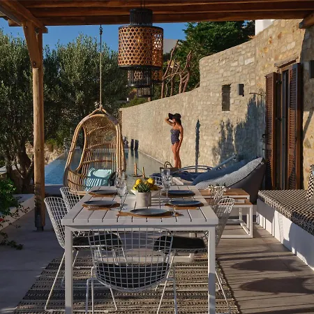 Infinity Sea View Cosy With Private Pool Holiday home