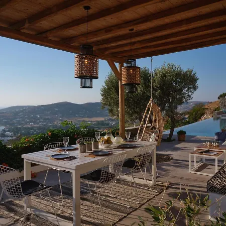 Hébergement de vacances Infinity Sea View Cosy With Private Pool *